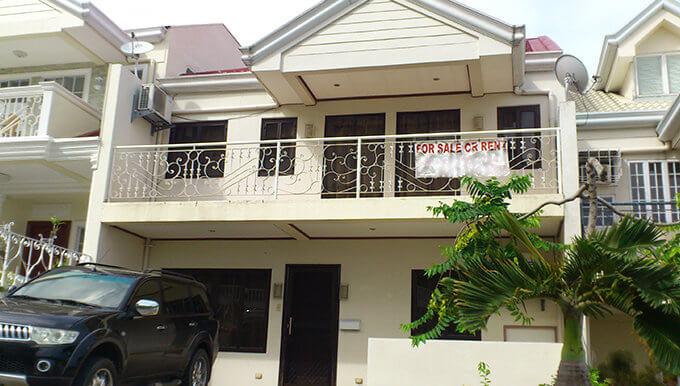 Overlooking House for Sale at South Hills, Labangon, Cebu City