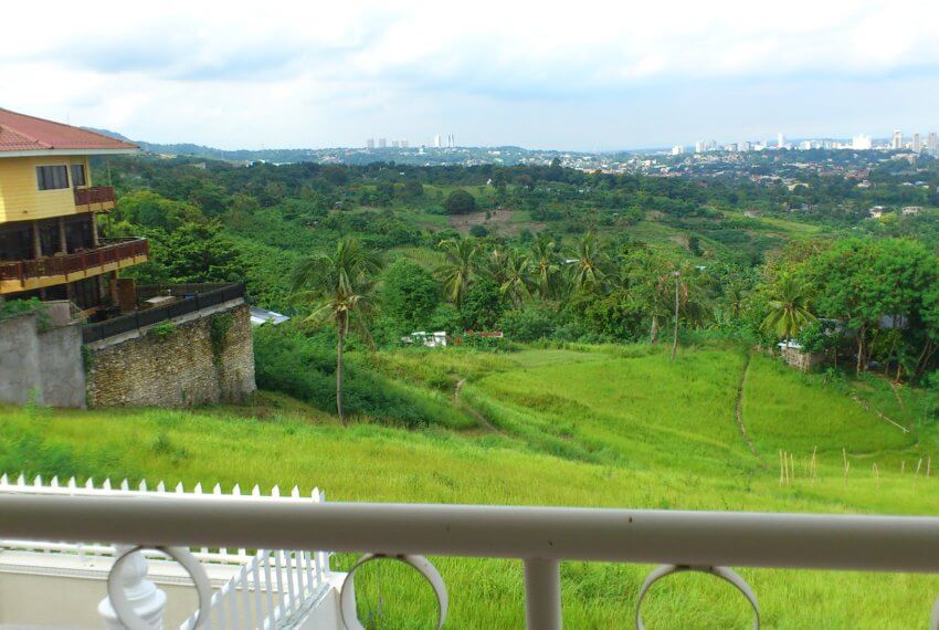 overlooking-house-for-sale-south-hills-labangon-cebucity (42)