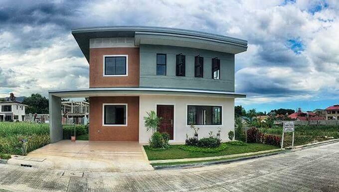 LUXURIA at Josefa Country Homes house for sale banawa cebu city